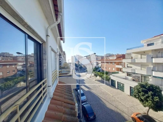 Apartamento T4 para Venda em Costa da Caparica Foto 38