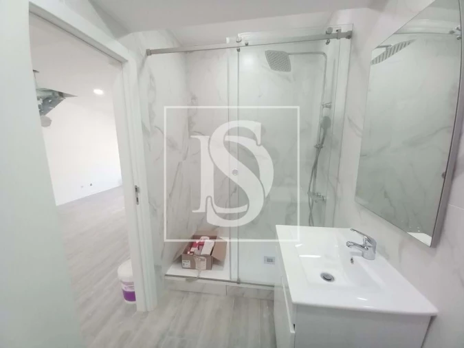 Apartamento T4 para Venda em Costa da Caparica Foto 15