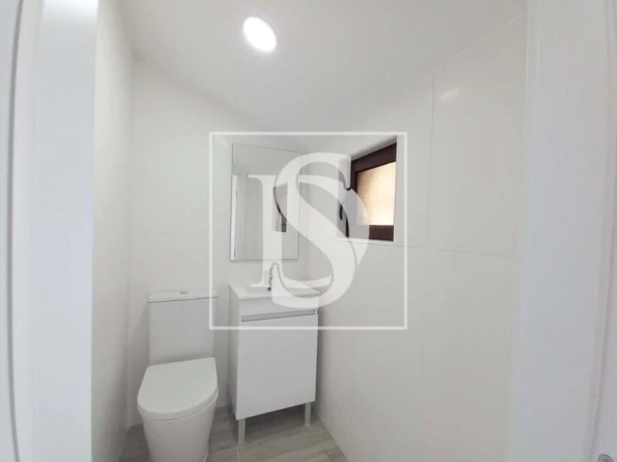 Apartamento T4 para Venda em Costa da Caparica Foto 31