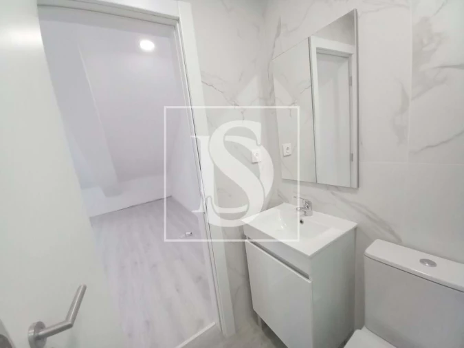 Apartamento T4 para Venda em Costa da Caparica Foto 28