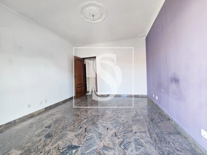 Apartamento T4 para Venda em Gaio-Rosário e Sarilhos Pequenos Foto 10