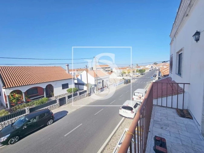 Apartamento T4 para Venda em Gaio-Rosário e Sarilhos Pequenos Foto 4