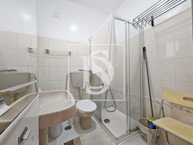 Apartamento T2 para Venda em Agualva e Mira-Sintra Foto 5