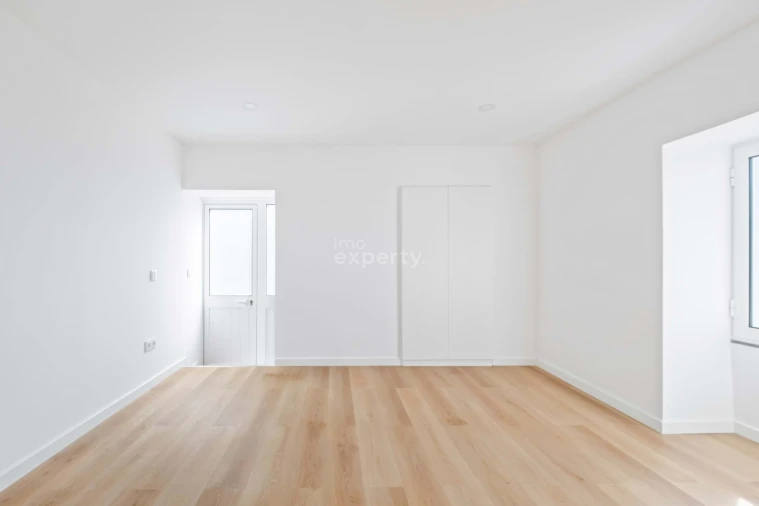 Moradia T2 para Venda em Calheta Foto 18