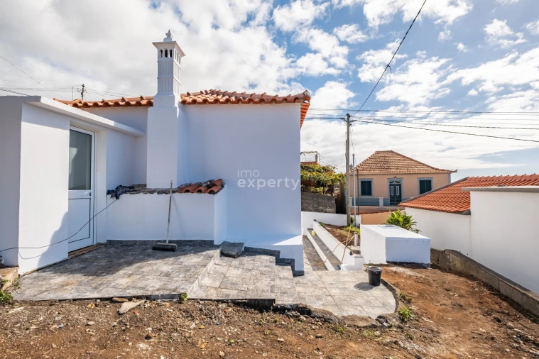 Moradia T2 para Venda em Calheta Foto 26