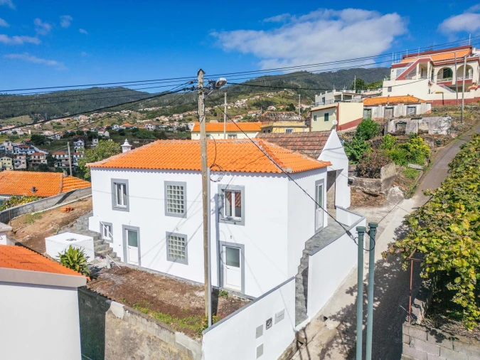 Moradia T2 para Venda em Calheta Foto 37