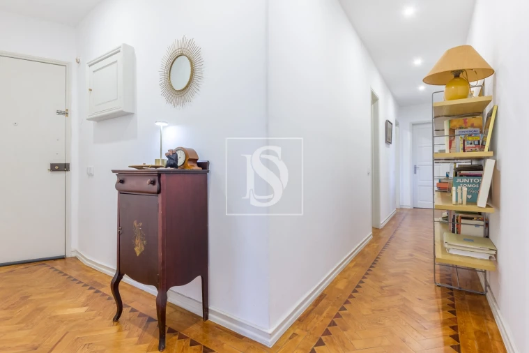 Apartamento T3 para Venda em Barreiro e Lavradio Foto 3