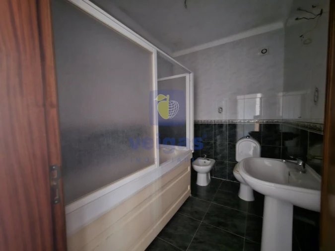 Apartamento T4 para Venda em Gaio-Rosário e Sarilhos Pequenos Foto 10