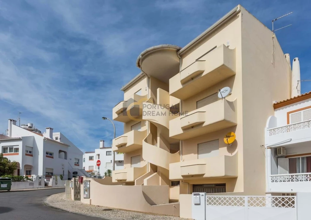 Apartamento T2 para Venda em Albufeira e Olhos de Água Foto 1