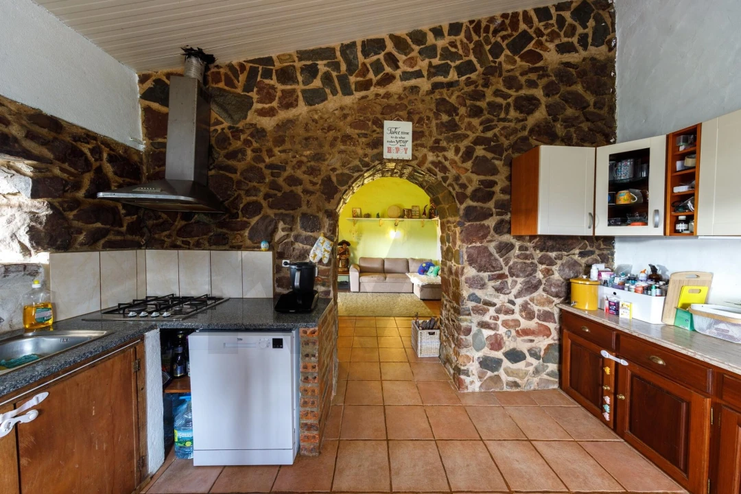 Moradia T3 para Venda em Mexilhoeira Grande Foto 12