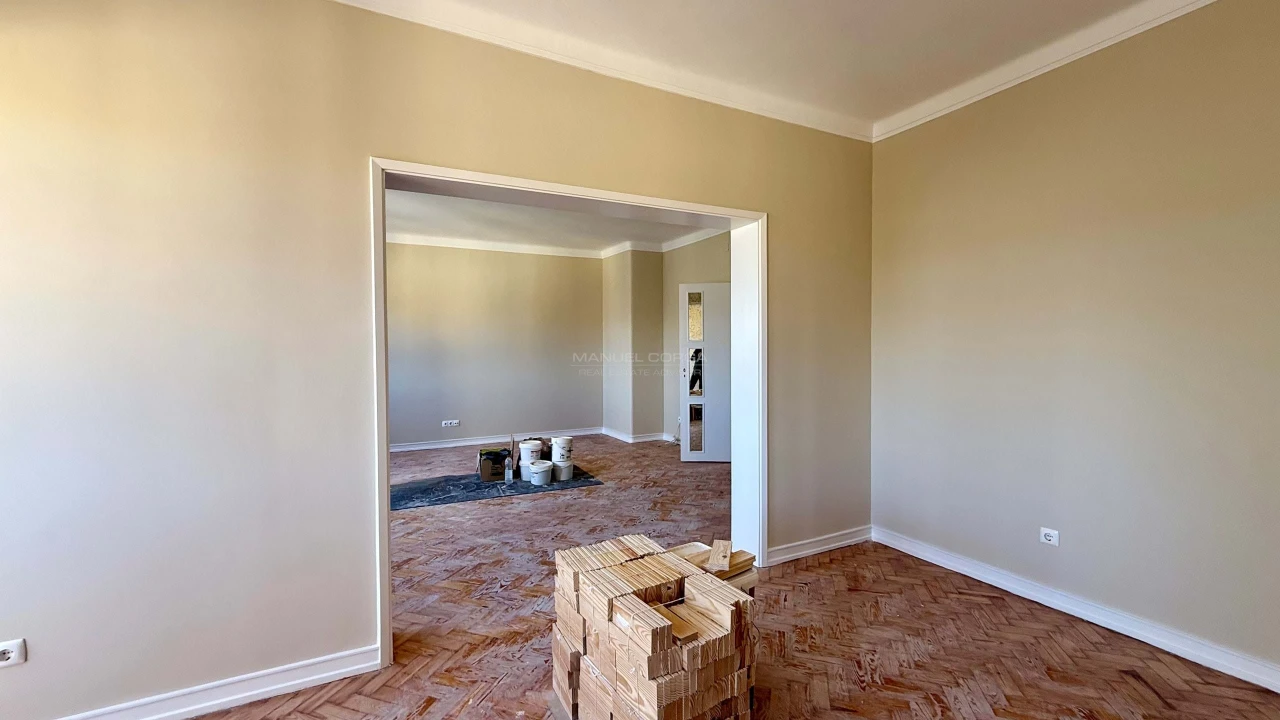 Apartamento T4 para Arrendamento em Alvalade Foto 19