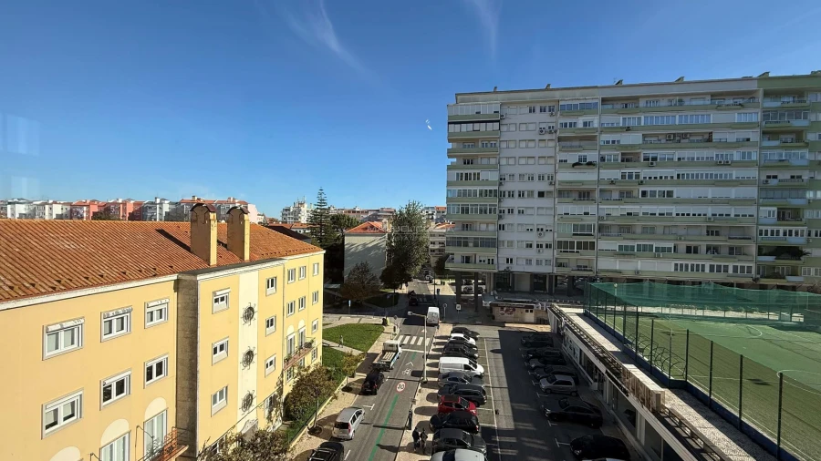 Apartamento T4 para Arrendamento em Alvalade Foto 7