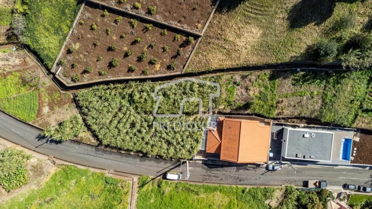 Terreno para Venda em Calheta Foto 11