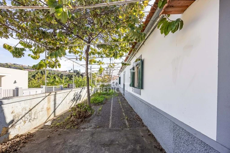 Moradia T3 para Venda em São Martinho Foto 27