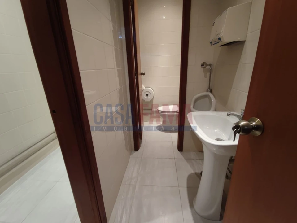 Armazém para Venda em Santo Tirso, Couto (Santa Cristina e São Miguel) e Burgães Foto 62