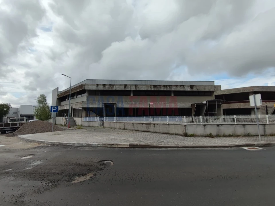 Armazém para Venda em Santo Tirso, Couto (Santa Cristina e São Miguel) e Burgães Foto 70