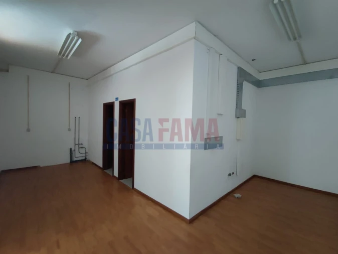 Armazém para Venda em Santo Tirso, Couto (Santa Cristina e São Miguel) e Burgães Foto 16