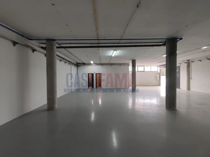 Armazém para Venda em Santo Tirso, Couto (Santa Cristina e São Miguel) e Burgães Foto 33