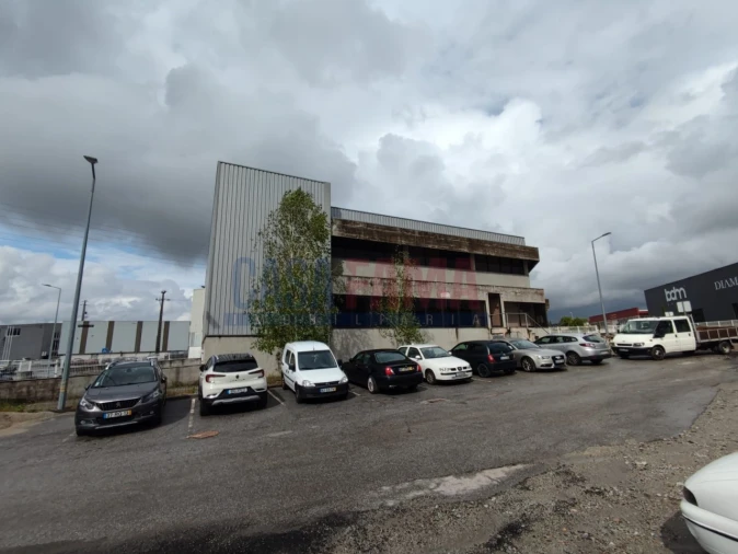 Armazém para Venda em Santo Tirso, Couto (Santa Cristina e São Miguel) e Burgães Foto 53