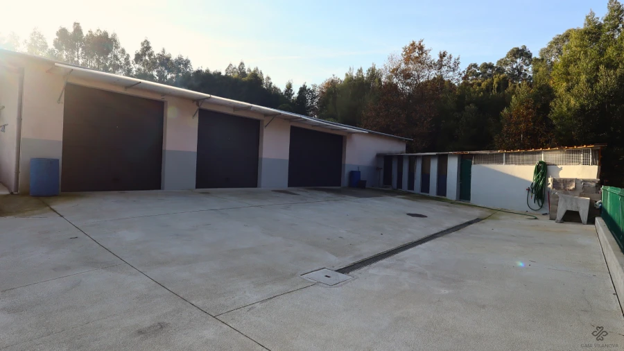 Moradia T4 para Venda em Santa Marinha e São Pedro da Afurada Foto 40