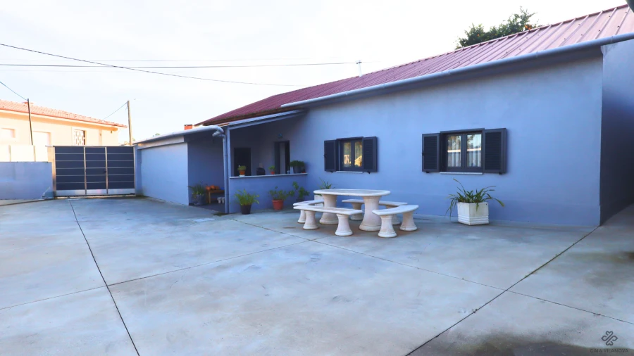 Moradia T4 para Venda em Santa Marinha e São Pedro da Afurada Foto 33