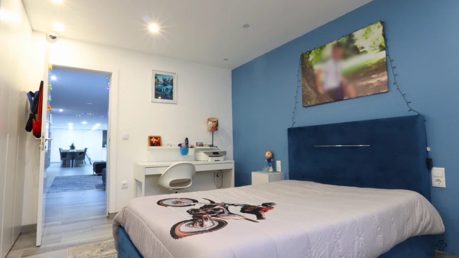 Moradia T4 para Venda em Santa Marinha e São Pedro da Afurada Foto 14