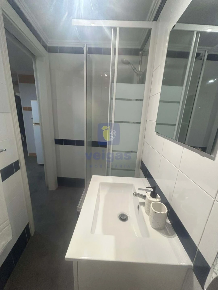 Apartamento T2 para Venda em Santa Maria Maior Foto 24