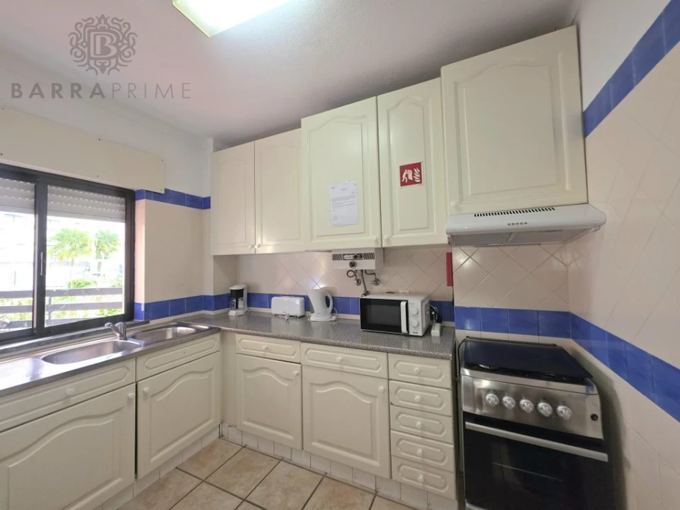 Apartamento T2 para Venda em Quarteira Foto 4