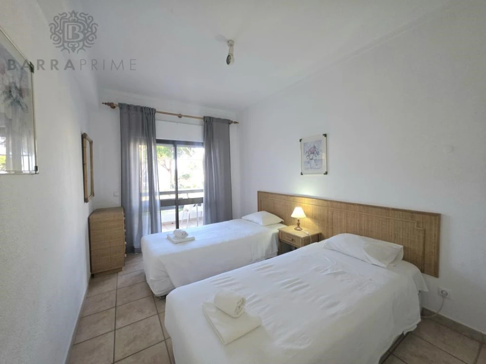 Apartamento T2 para Venda em Quarteira Foto 19