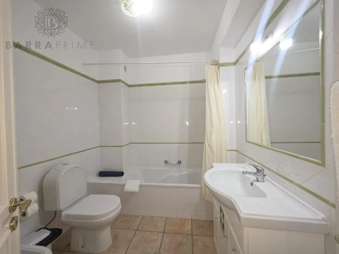 Apartamento T2 para Venda em Quarteira Foto 7