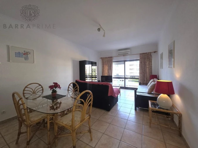 Apartamento T2 para Venda em Quarteira Foto 9