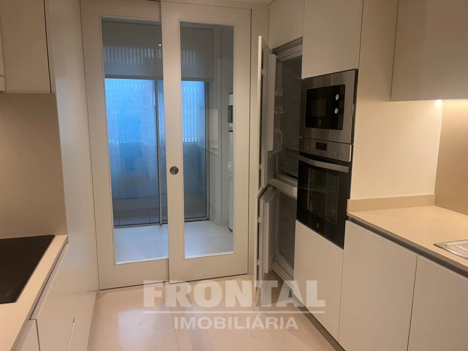 Apartamento T1 para Venda em Cedofeita, Santo Ildefonso, Sé, Miragaia, São Nicolau e Vitória Foto 7