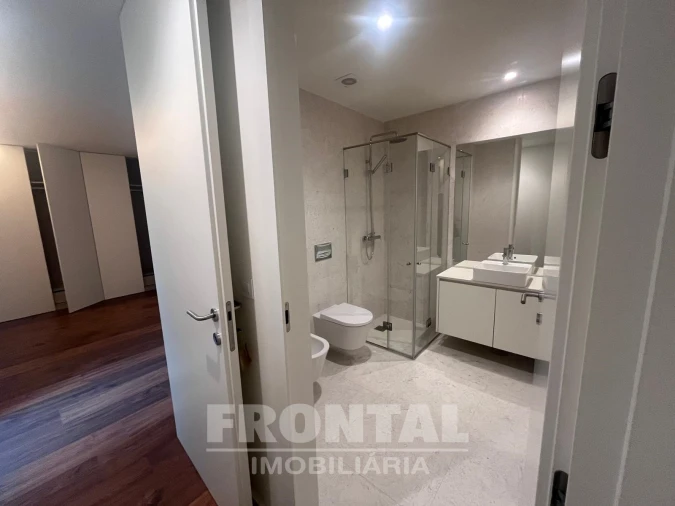 Apartamento T1 para Venda em Cedofeita, Santo Ildefonso, Sé, Miragaia, São Nicolau e Vitória Foto 13