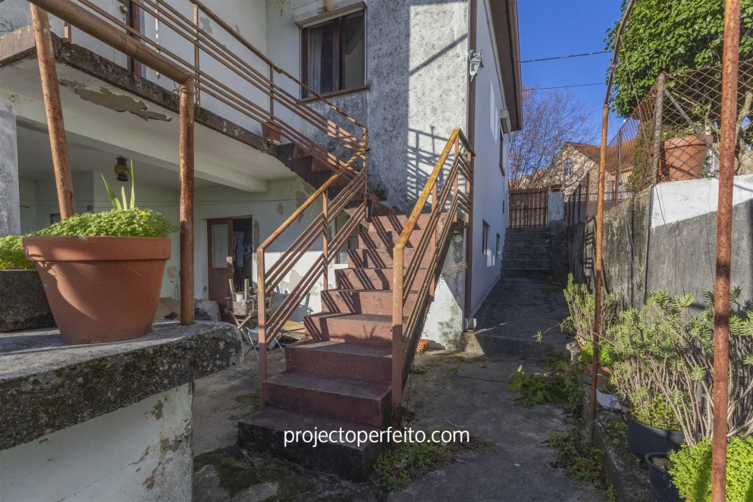 Moradia T3 para Venda em São João da Madeira Foto 2