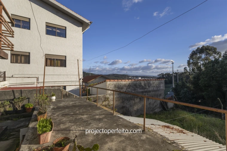 Moradia T3 para Venda em São João da Madeira Foto 3