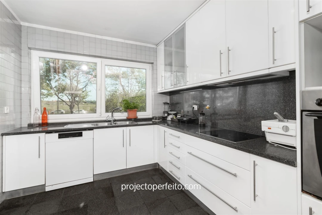 Apartamento T4 para Venda em Matosinhos e Leça da Palmeira Foto 16