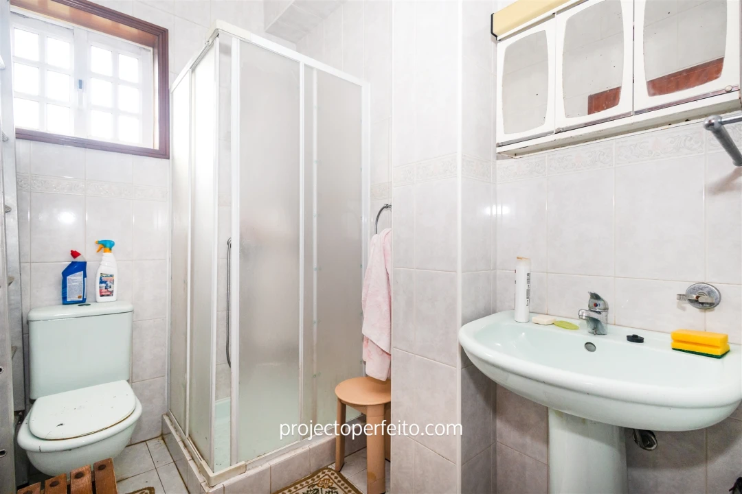 Moradia T10 para Venda em Silvalde Foto 12