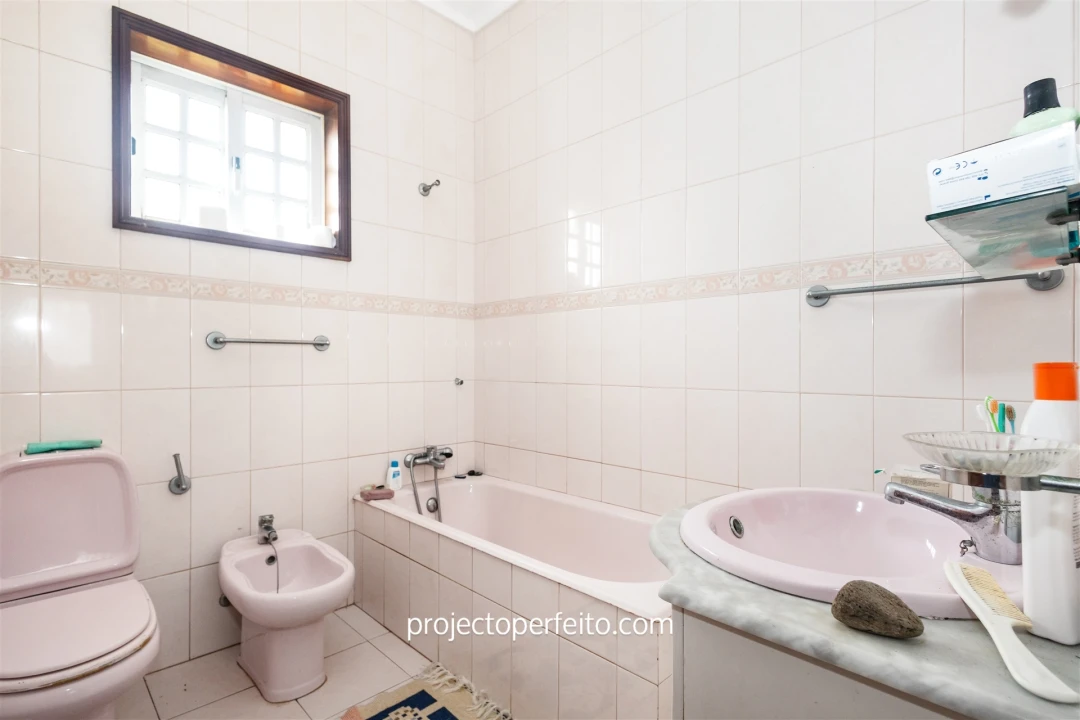 Moradia T10 para Venda em Silvalde Foto 11