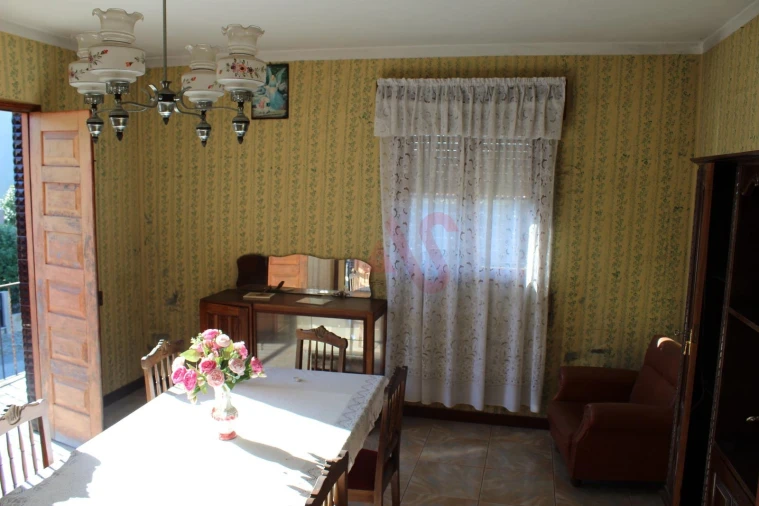 Moradia T3 para Venda em Sendim Foto 10