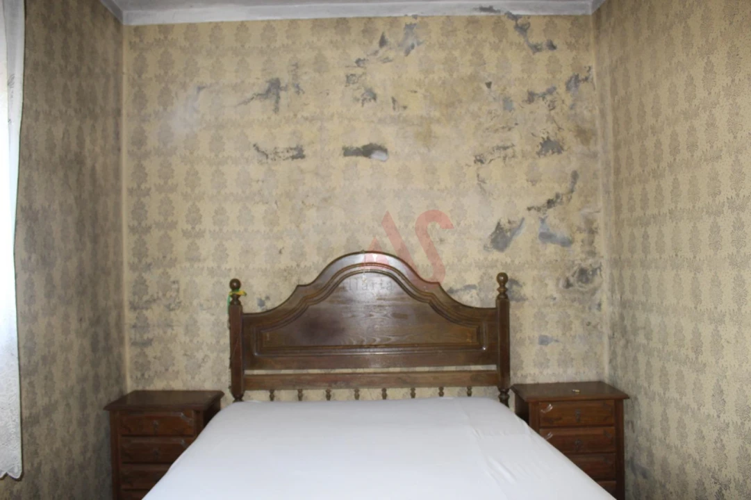 Moradia T3 para Venda em Sendim Foto 17