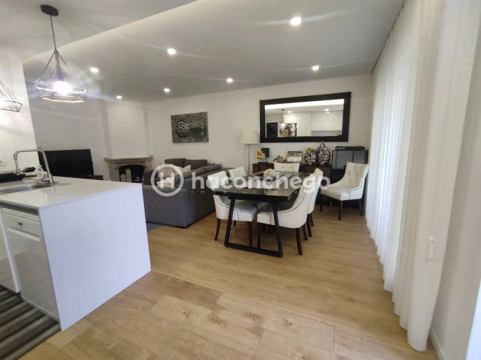 Apartamento T3 para Venda em Arcozelo Foto 3