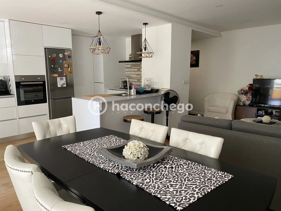 Apartamento T3 para Venda em Arcozelo Foto 1