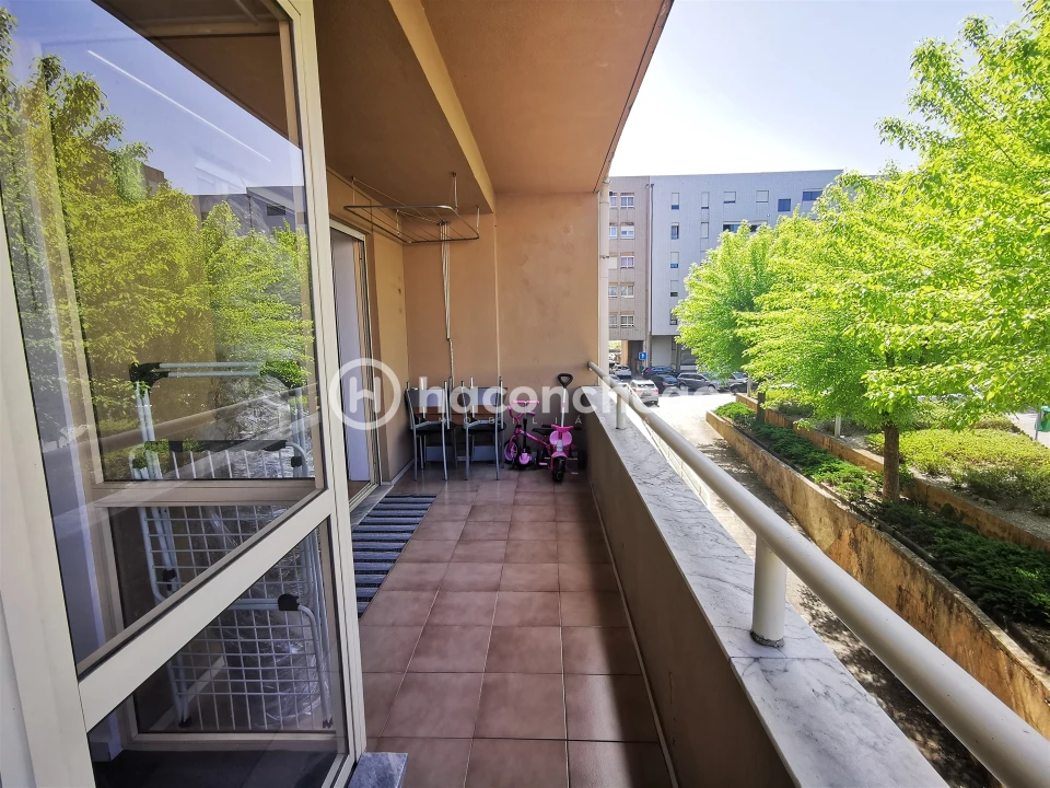 Apartamento T3 para Venda em Arcozelo Foto 18