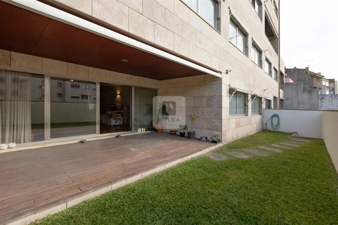 Apartamento T4 para Venda em Aldoar, Foz do Douro e Nevogilde Foto 18