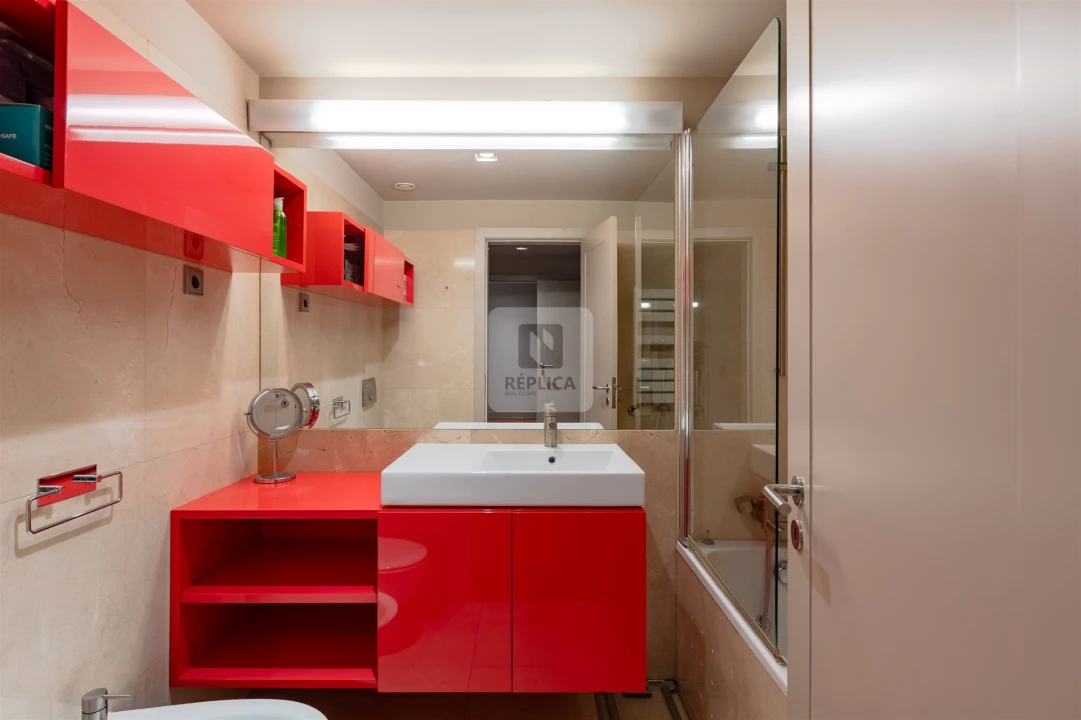 Apartamento T4 para Venda em Aldoar, Foz do Douro e Nevogilde Foto 26