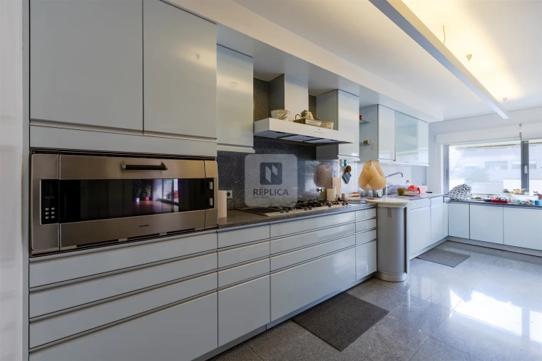 Apartamento T4 para Venda em Aldoar, Foz do Douro e Nevogilde Foto 12