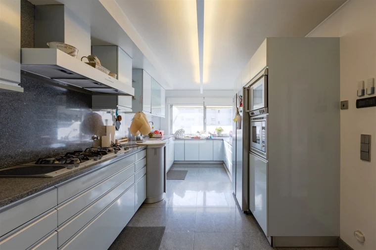 Apartamento T4 para Venda em Aldoar, Foz do Douro e Nevogilde Foto 13