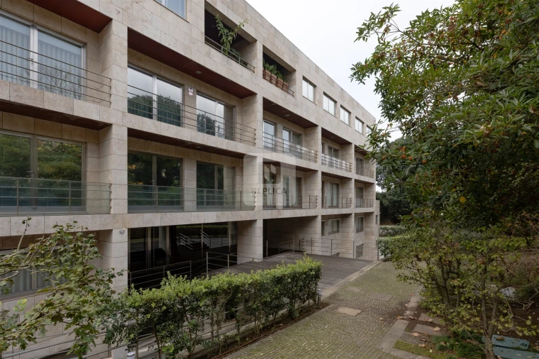 Apartamento T4 para Venda em Aldoar, Foz do Douro e Nevogilde Foto 34