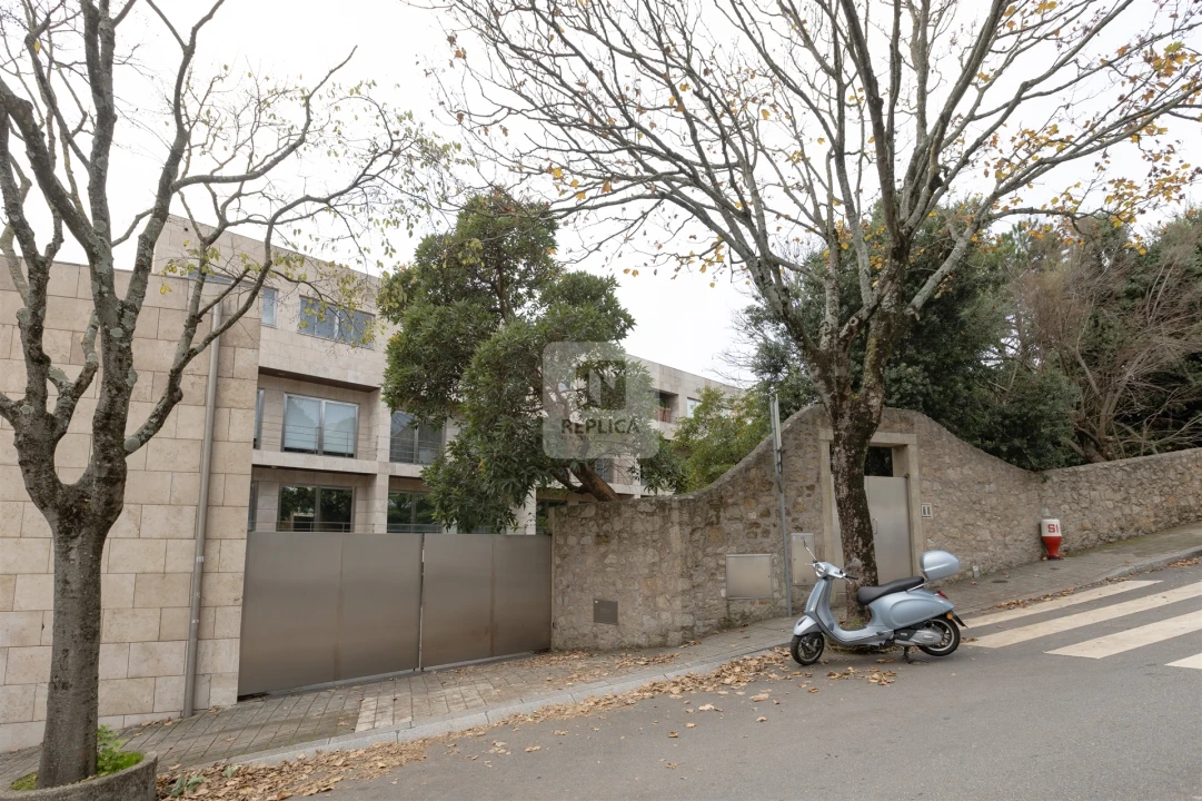 Apartamento T4 para Venda em Aldoar, Foz do Douro e Nevogilde Foto 35