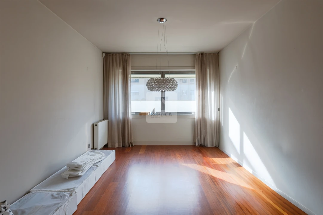 Apartamento T4 para Venda em Aldoar, Foz do Douro e Nevogilde Foto 10